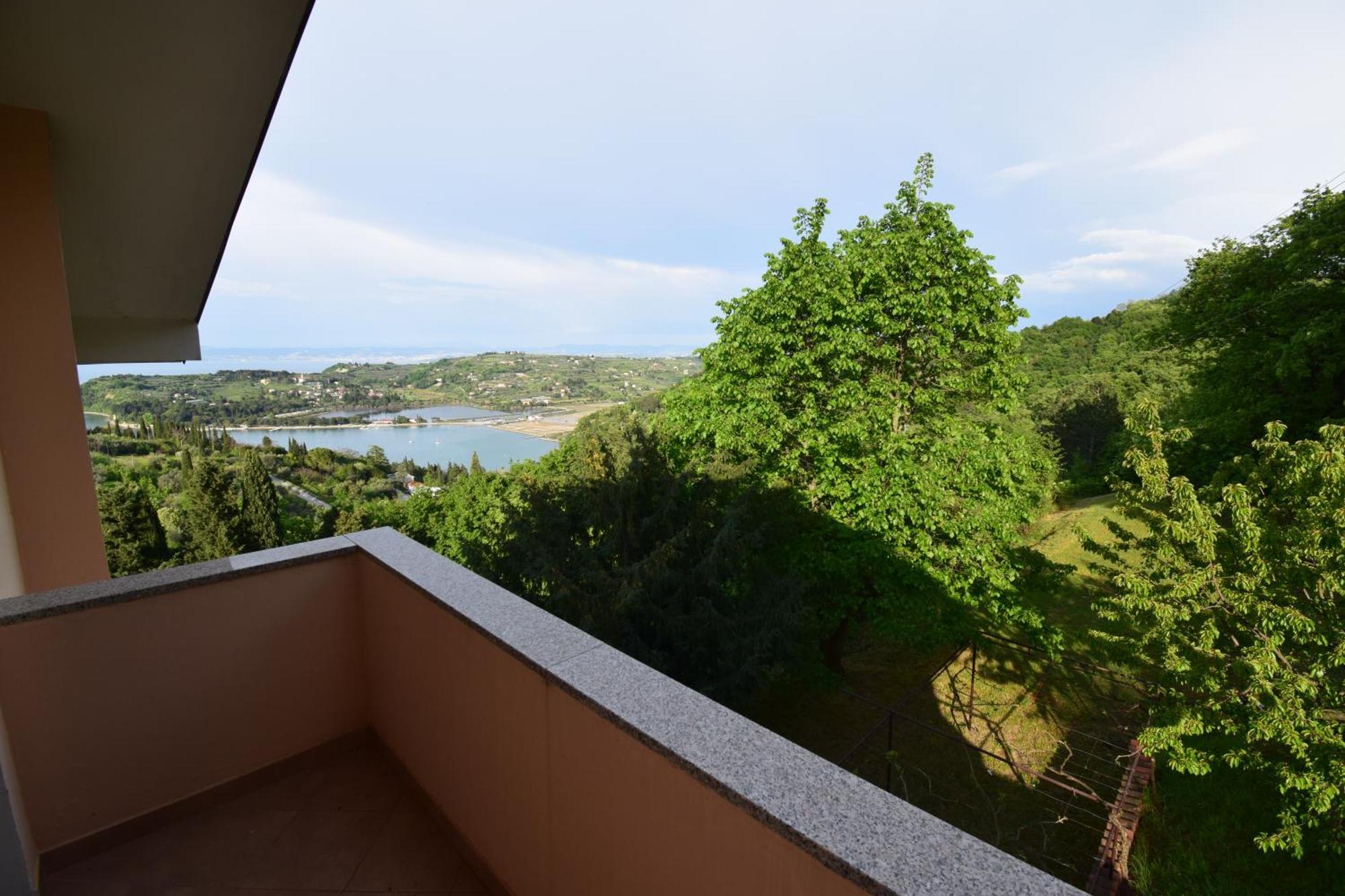 Apartments Bella Vista Lilly Порторож Экстерьер фото